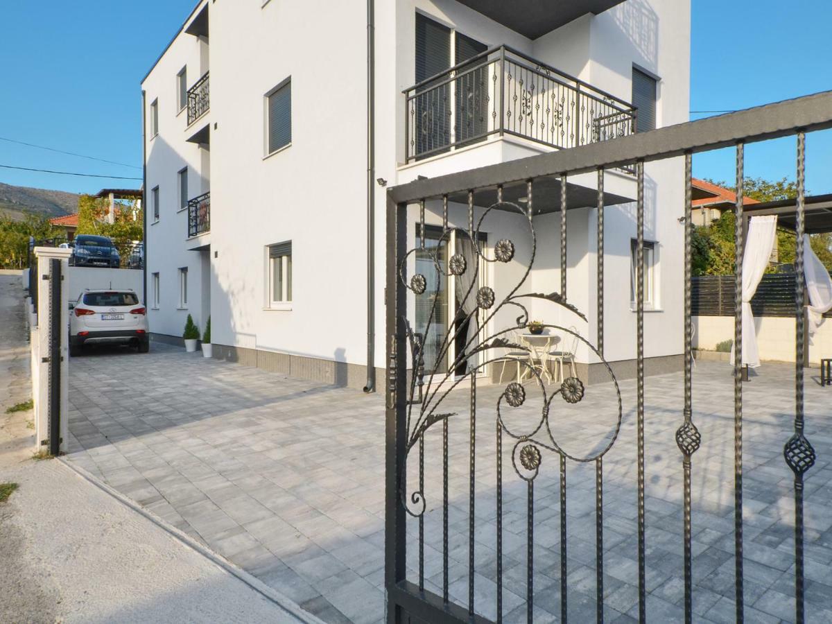 Deluxe Apartman Porto Trogir Extérieur photo